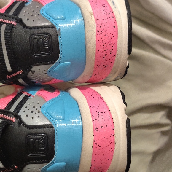 Fila - Picture 5 of 5